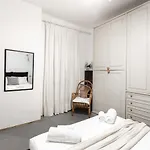 Joivy Fabulous Flat In *